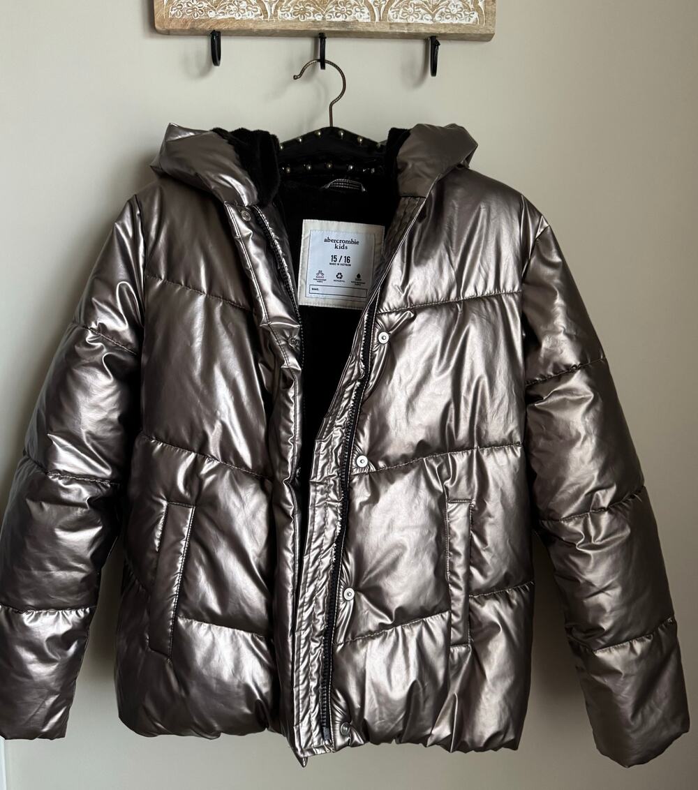 Abercrombie Kids Metallic Puffer Jacket sz 15/16